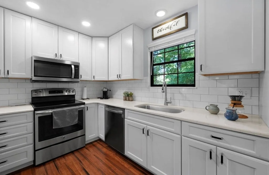 Photo of 3719 Thayer Lane