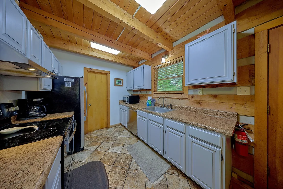 Photo of 461 Sassafras Trl