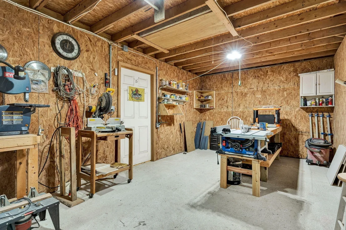 Photo of 718 Dewind Drive