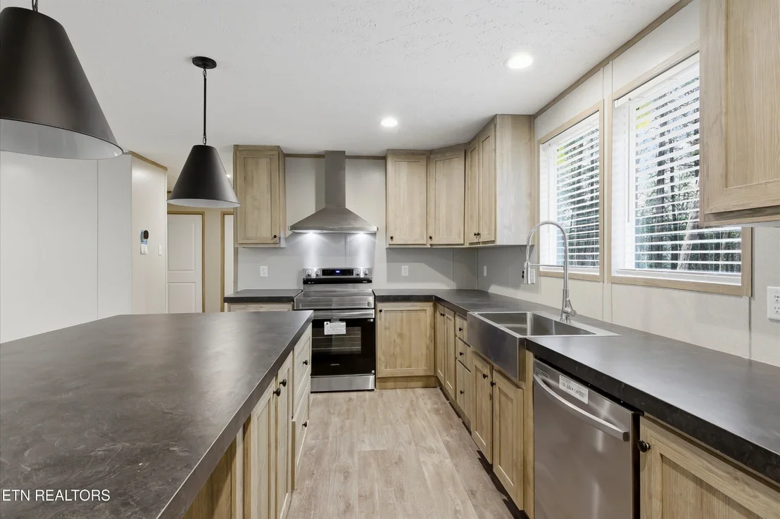 Photo of 191 Pinecrest Drive