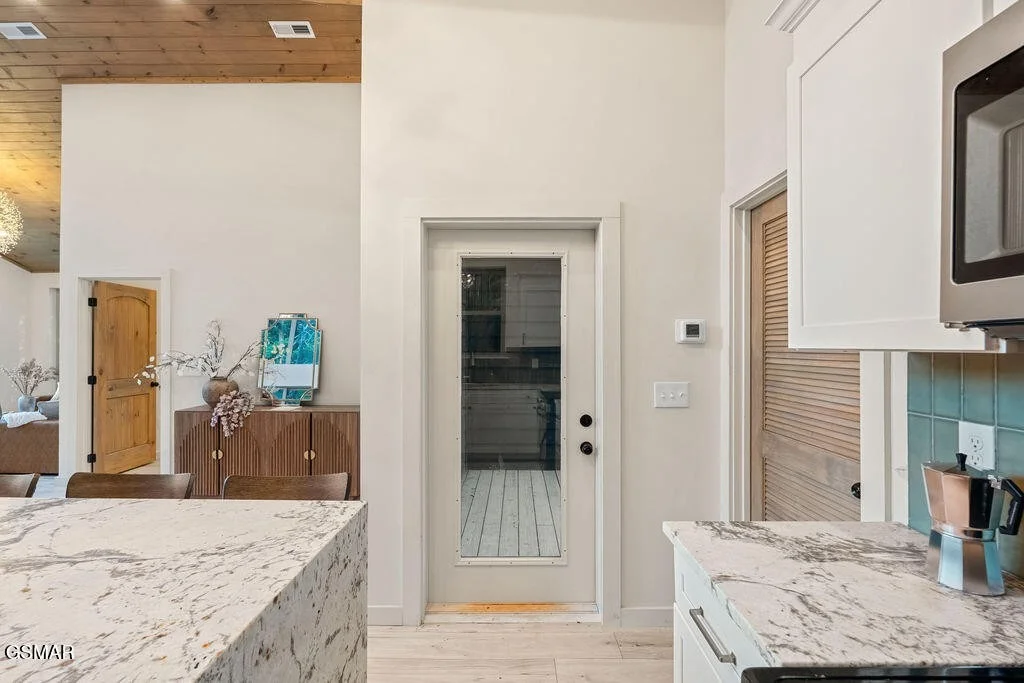 Photo of 1019 View Dr
