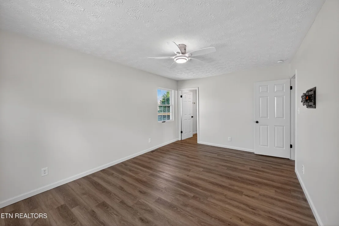 Photo of 1205 Hoss Rd