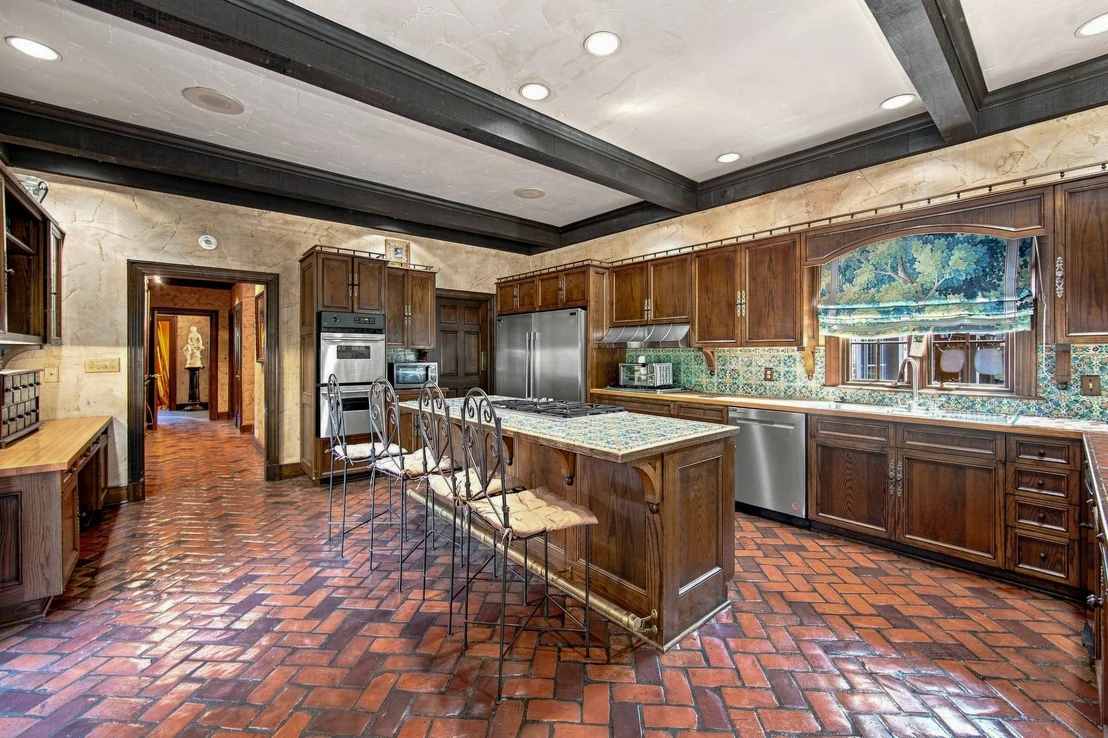 Photo of 18 Windwood Drive