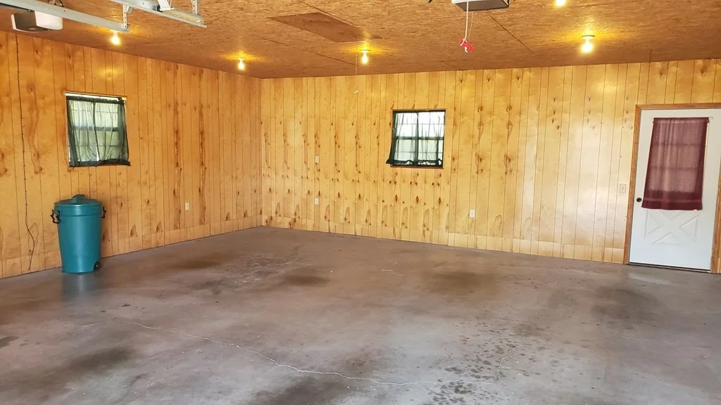 Photo of 339 Thomas Loop Road