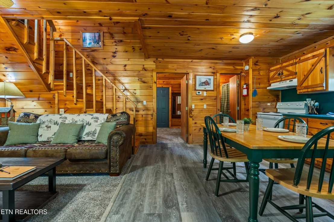 Photo of 1830 Cherry View Lane