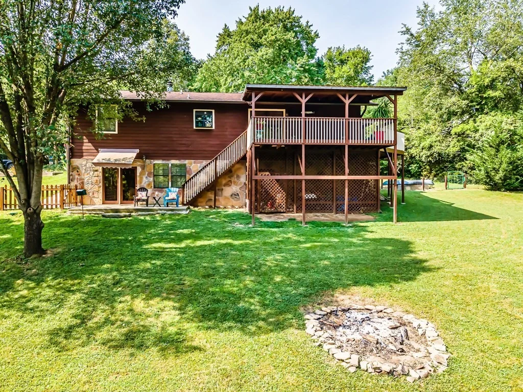 Photo of 1530 Madron