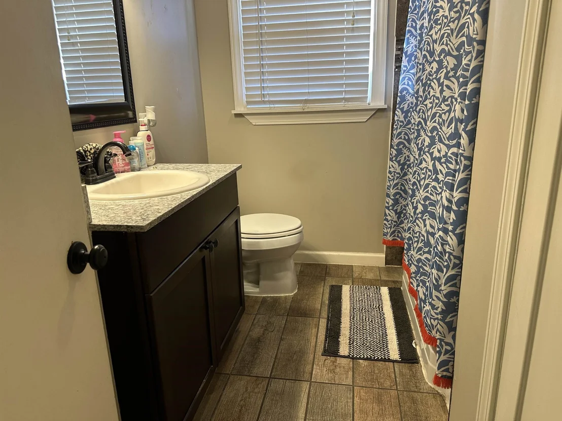 Photo of 205 LONG ST