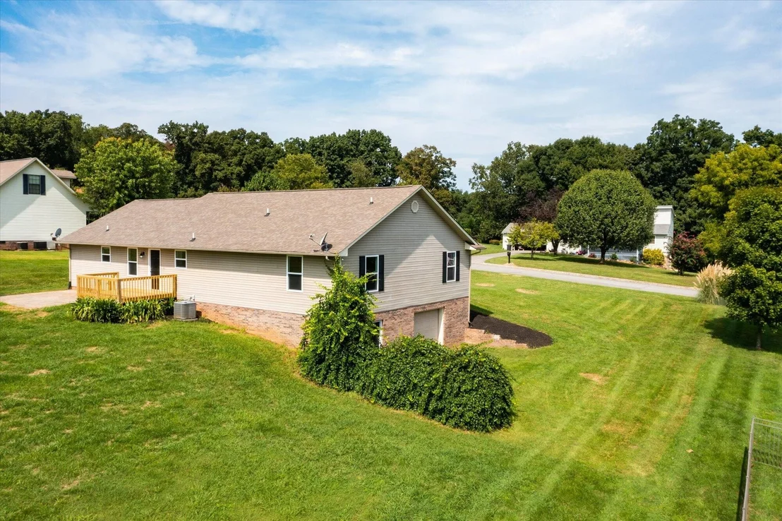 Photo of 173 Golf View Blvd