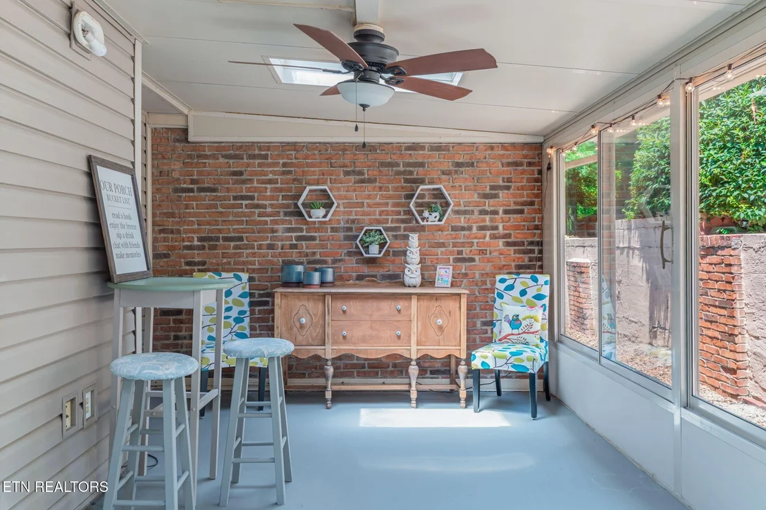 Photo of 453 Amanda Circle