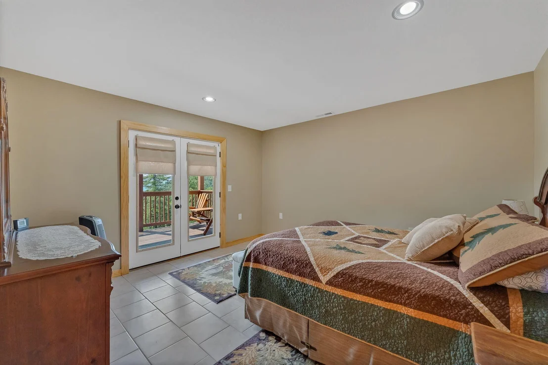 Photo of 2627 Mountain Blvd
