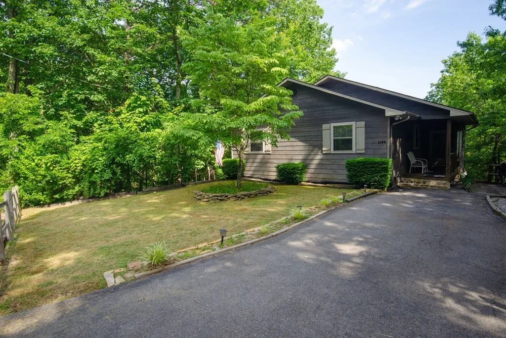 Photo of 1105 Alpine Drive
