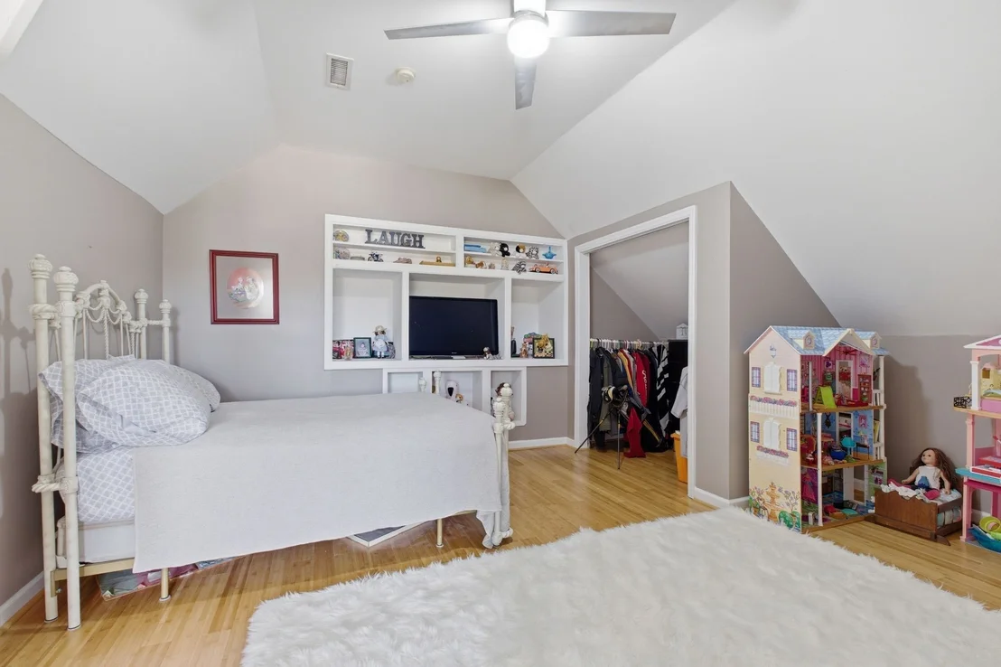 Photo of 1514 Brookstone Cir