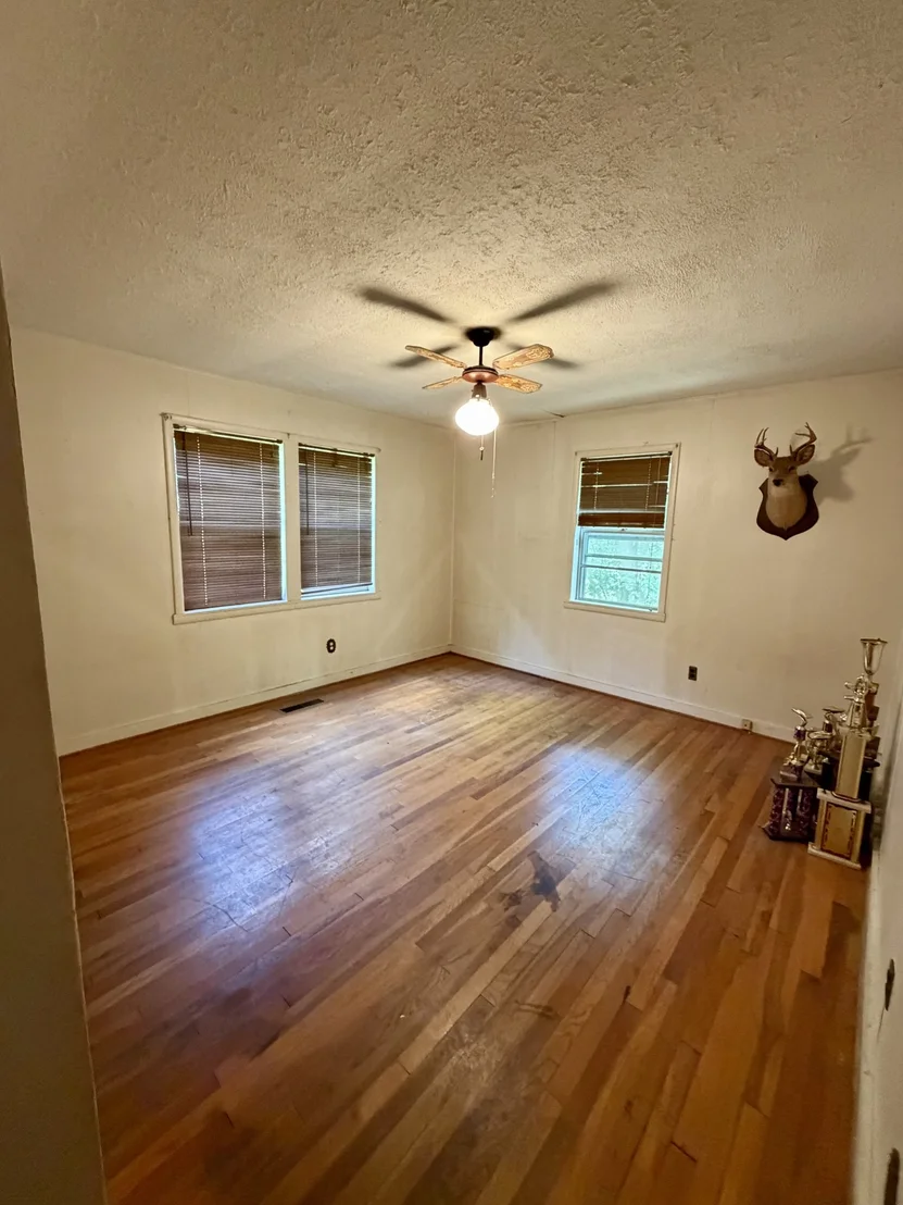 Photo of 2155 Spring Hill Rd