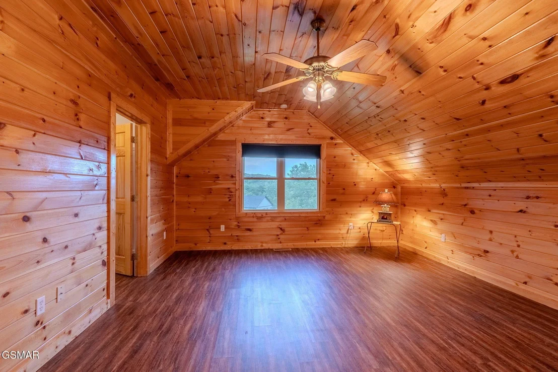 Photo of 1110 Hide Away Lane