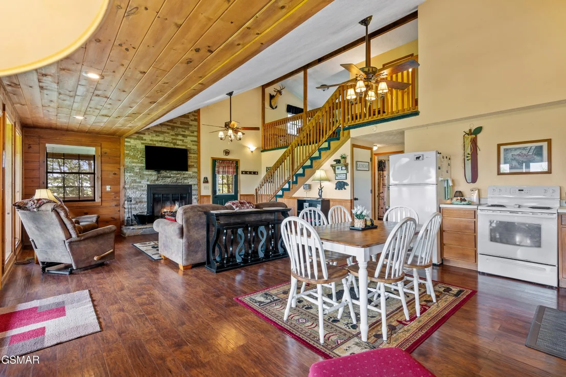 Photo of 1827 Timber Ridge Way