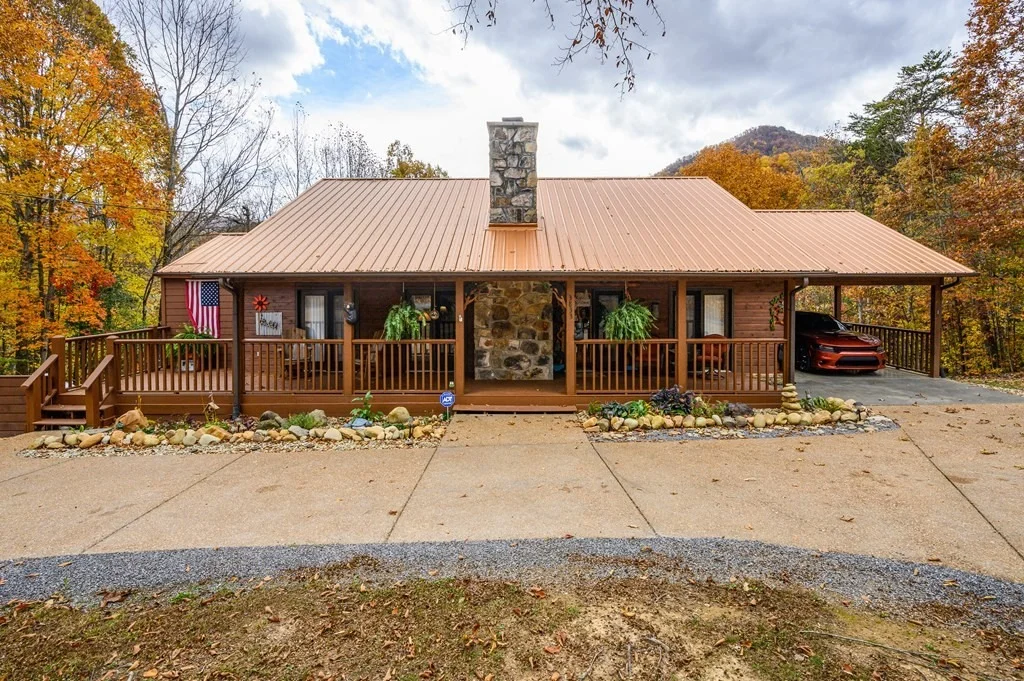 Photo of 3833 Saddle Brook Way