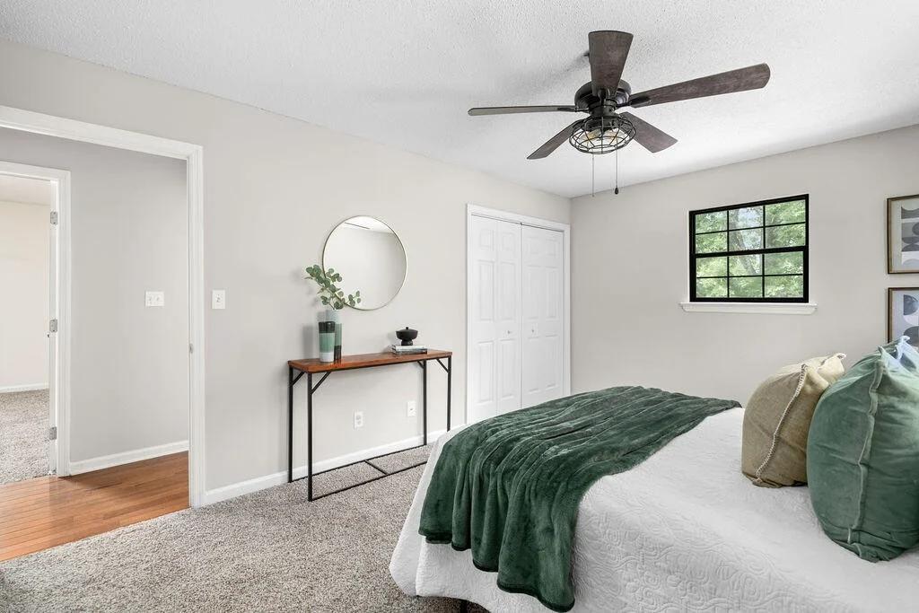 Photo of 8692 Arbutus Drive