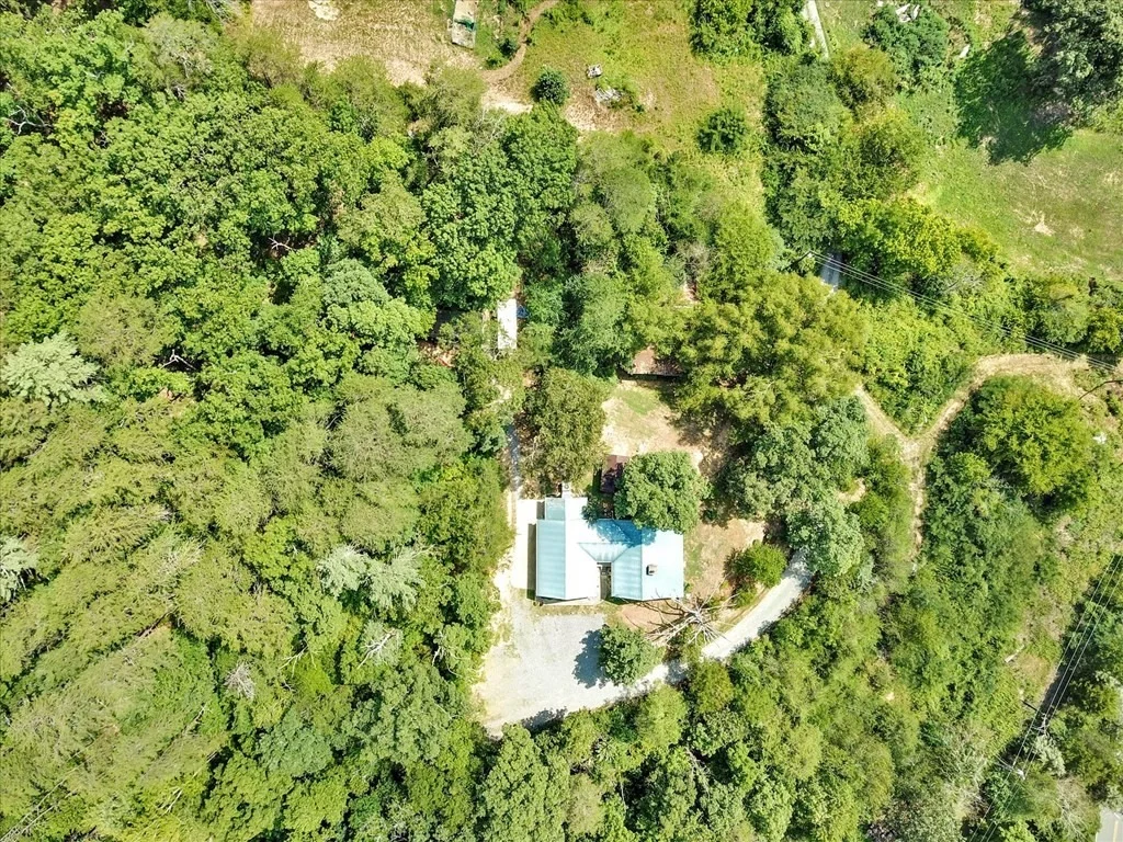 Photo of 1352 Helton Road