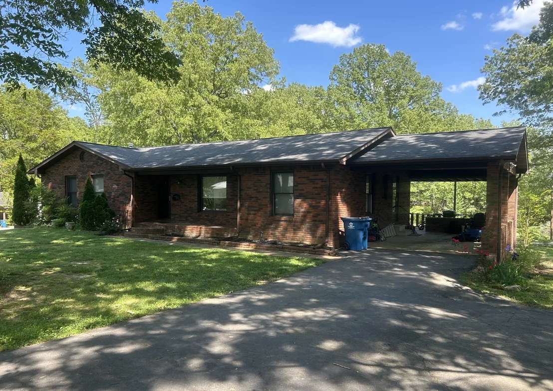 Photo of 108 Hazelnut Ave