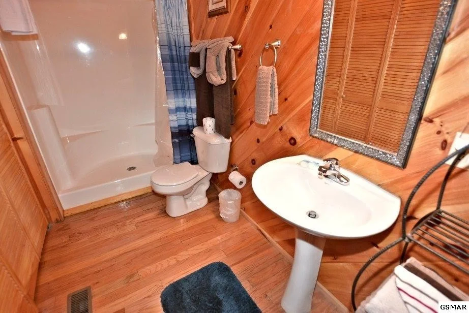 Photo of 2770 Overholt Trail