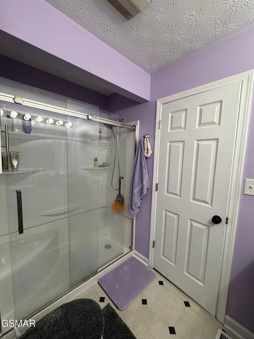 Photo of 628 Broadview Drive