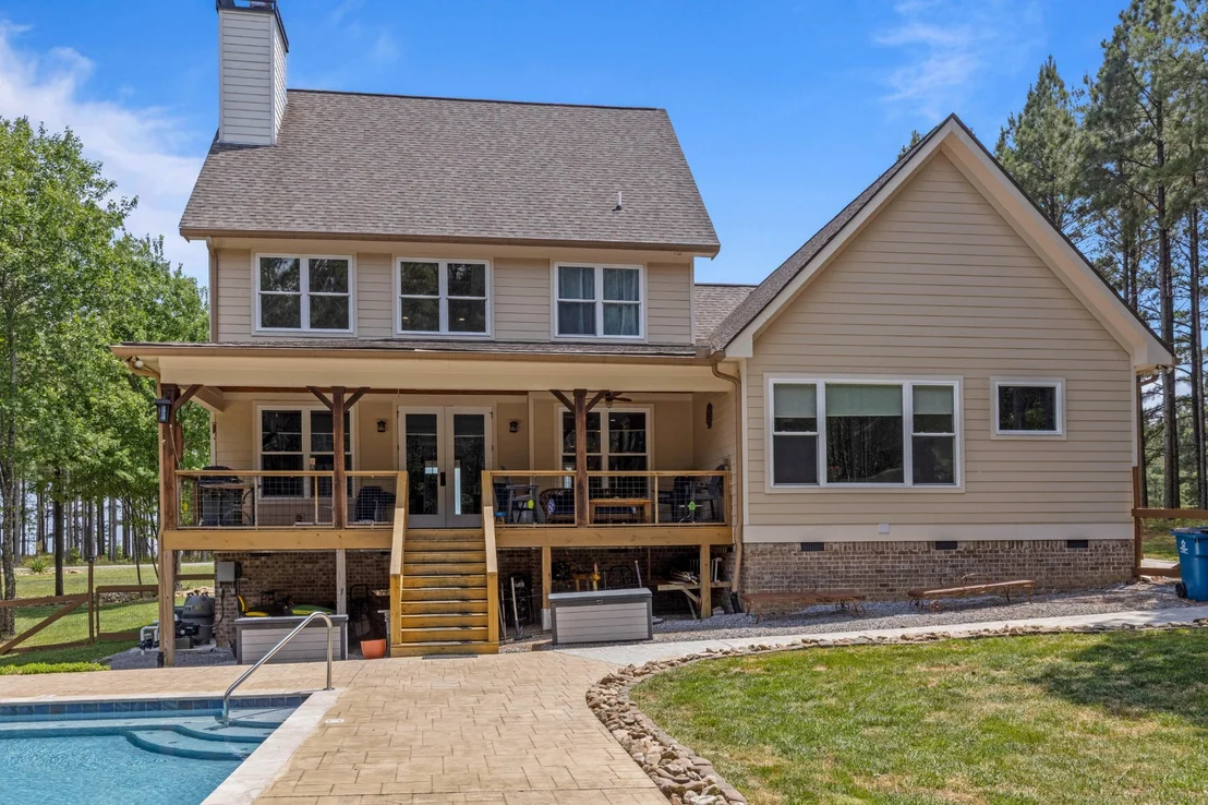 Photo of 2485 River Bluffs Drive