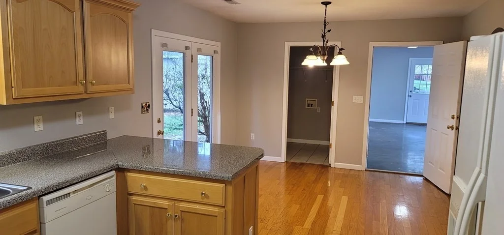 Photo of 2260 McCleary Road