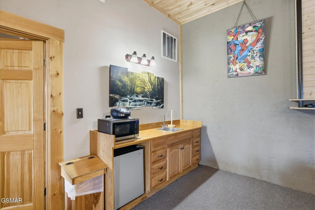 Photo of 4659 Wesley Way