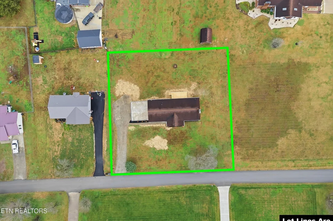 Photo of 229 Brown Crest Rd