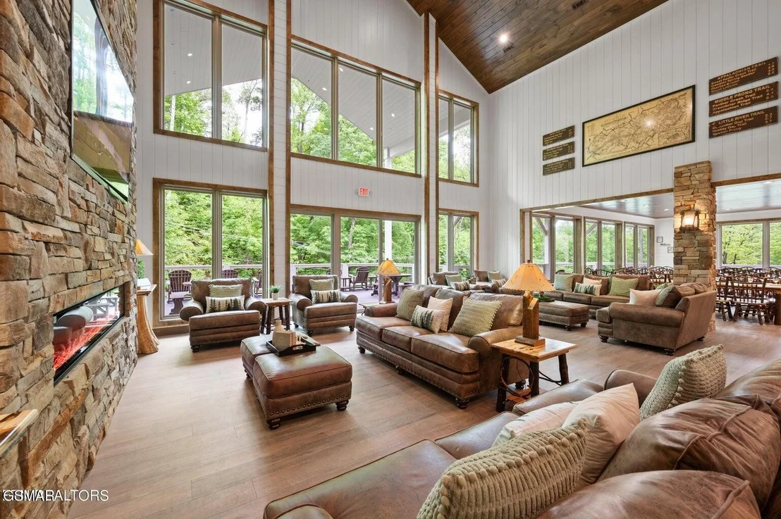 Photo of 281 Loop Road