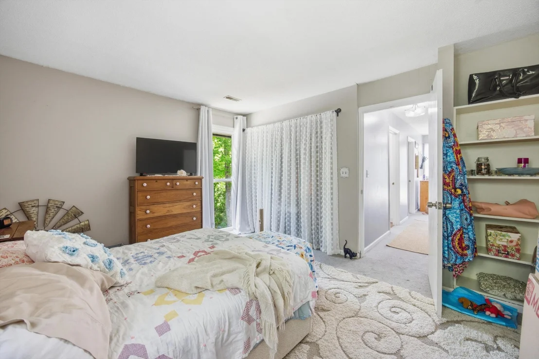 Photo of 9204 Pine Ridge Road