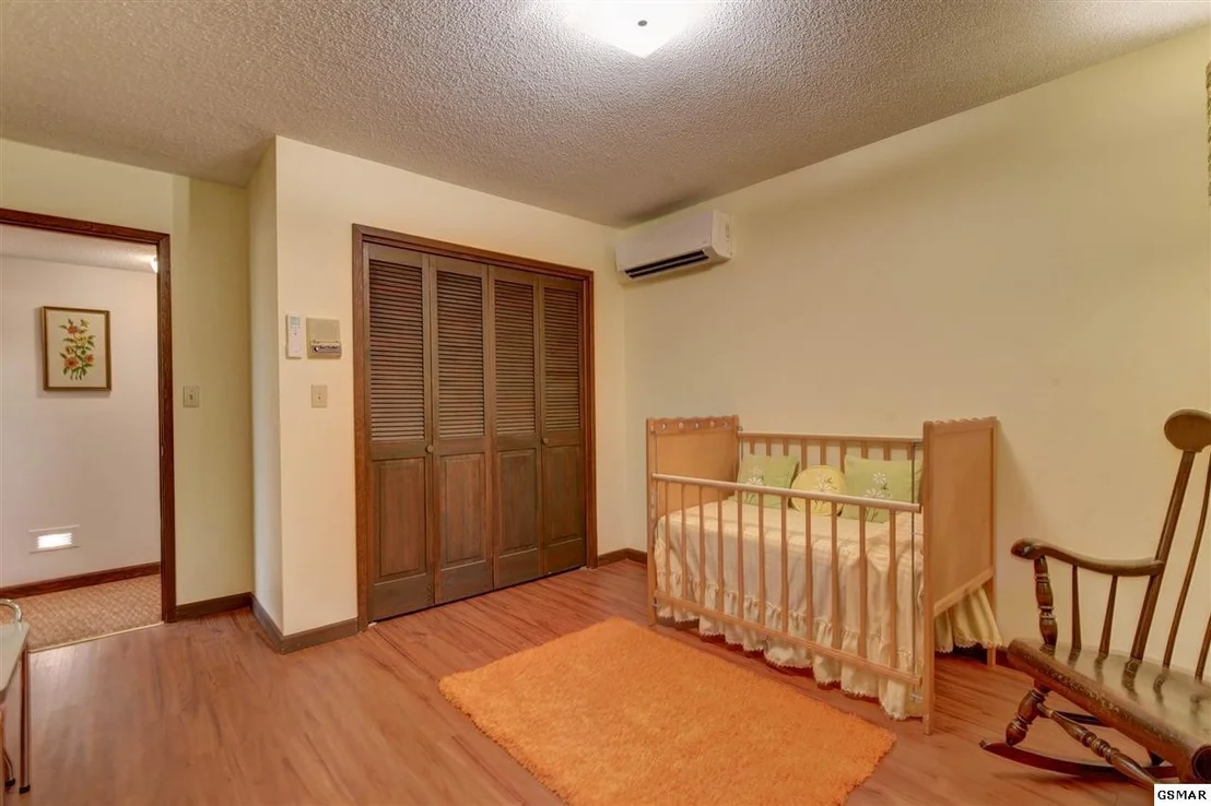 Photo of 1646 White Oak Drive