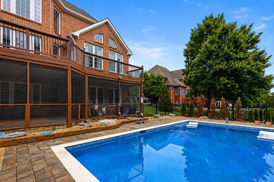 Photo of 7416 Splendid View Drive