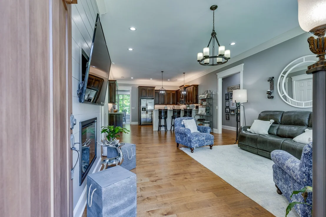 Photo of 105 Andrews Dr