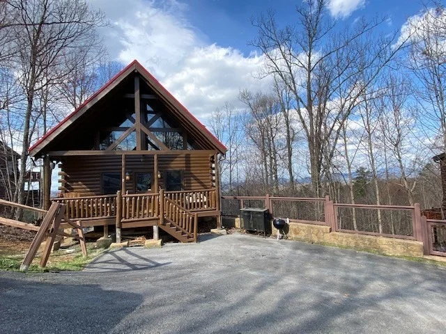 Photo of 2121 E View Drive
