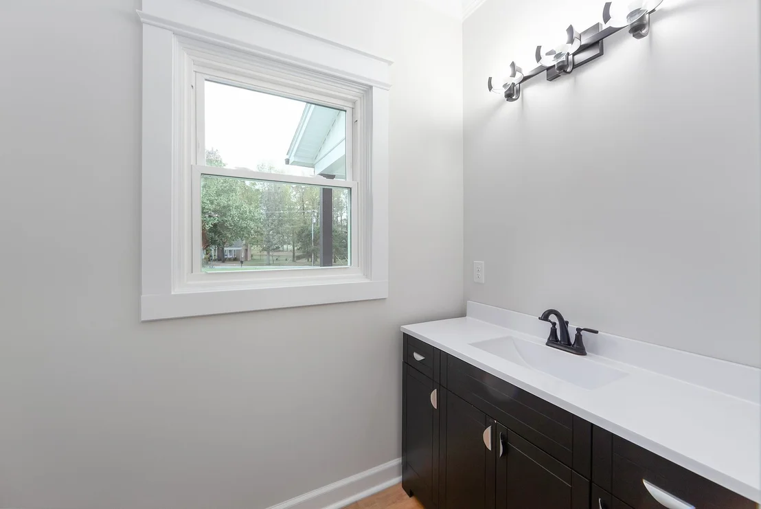 Photo of 250 Bascom Rd