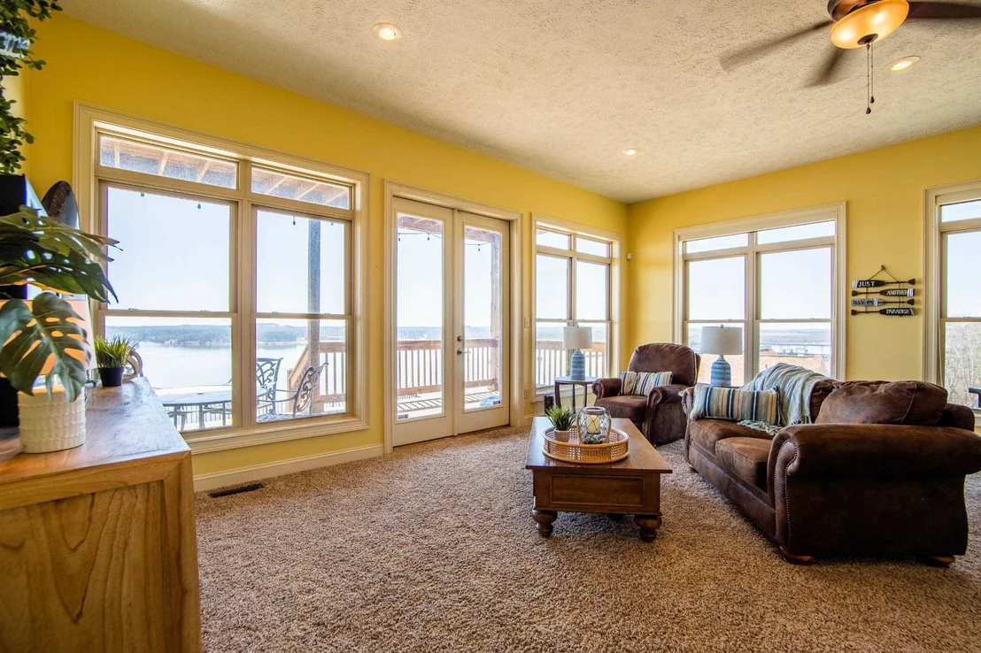 Photo of 85 HIGH POINTE DR