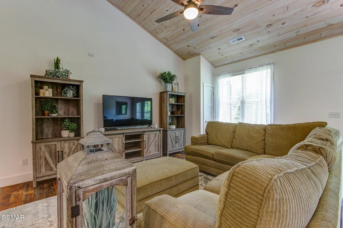 Photo of 3882 Thomas Cross Road