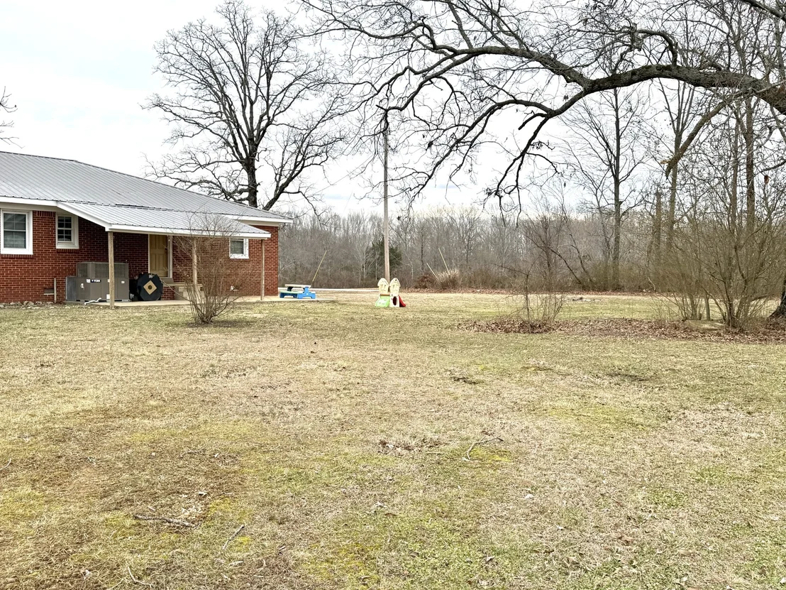 Photo of 1803 Highway 64 W