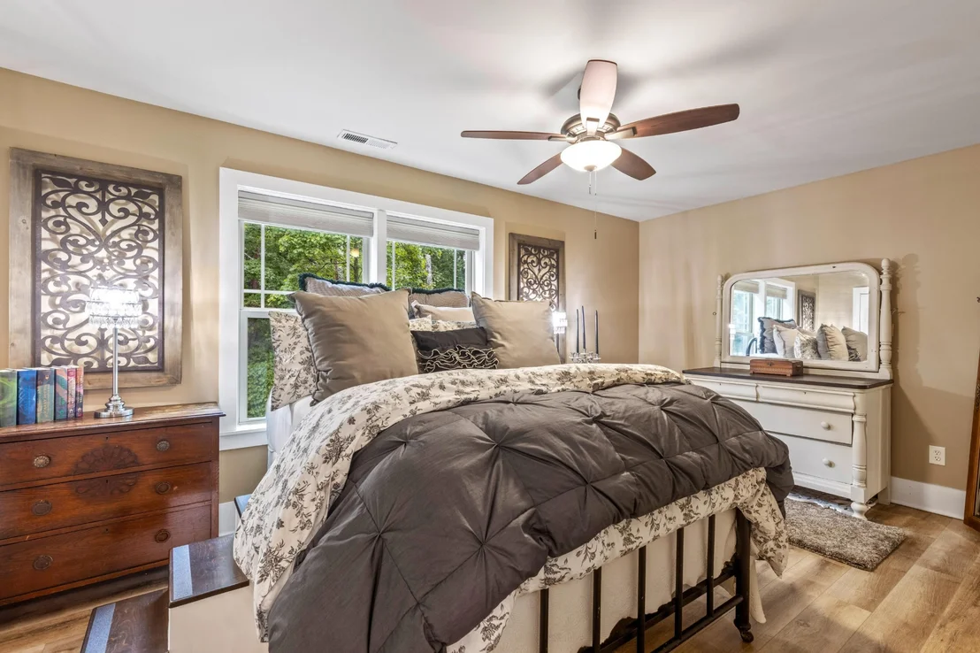 Photo of 65 Eagle Bluff Road