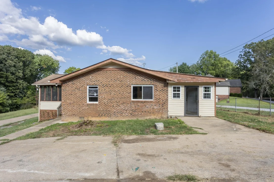 Photo of 9505 Pearson Road