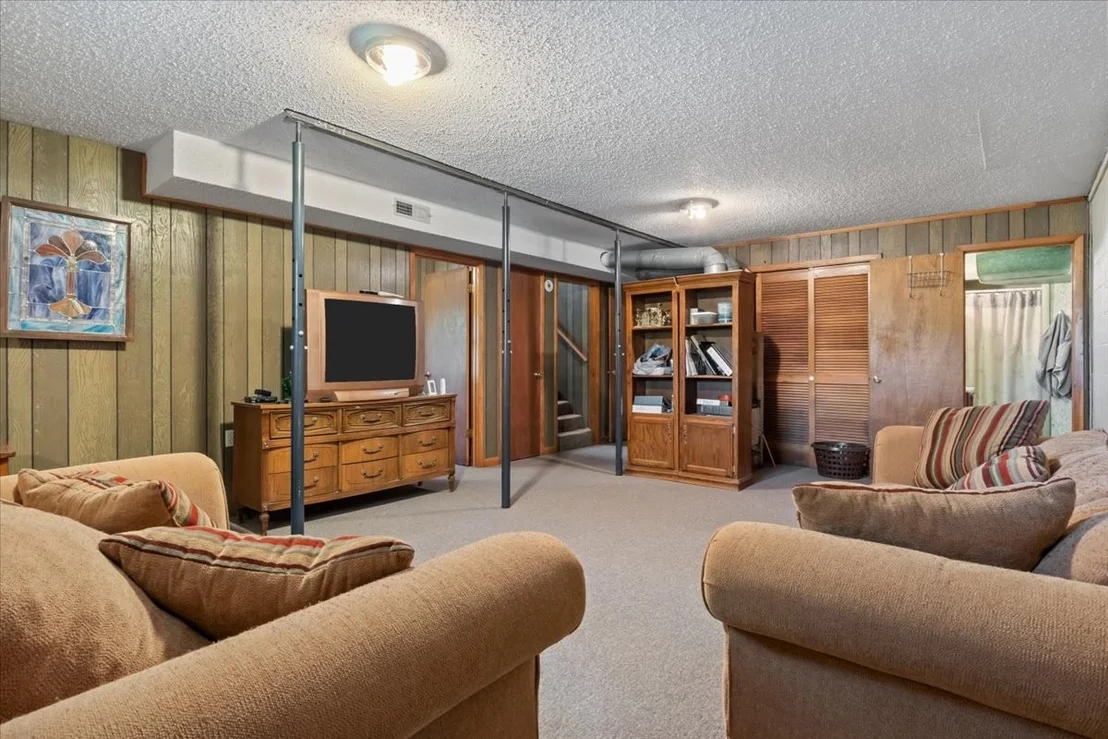 Photo of 48 Hill Rd