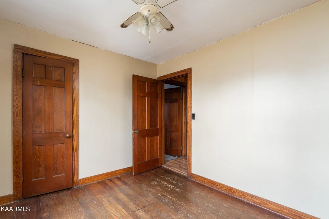 Photo of 119 Housley Ave
