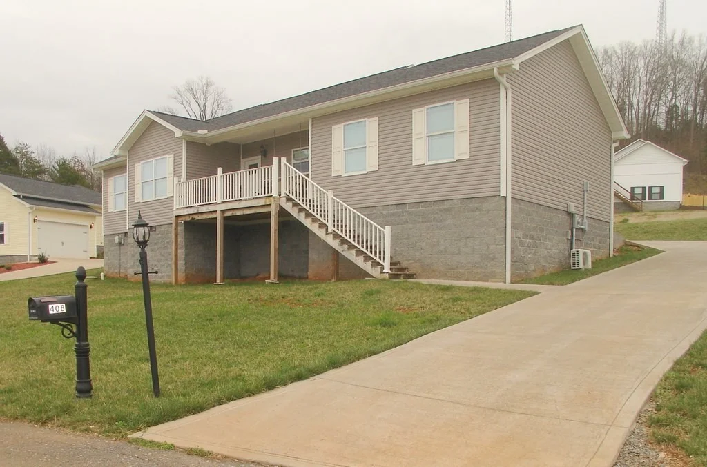 Photo of 408 Cedar Creek