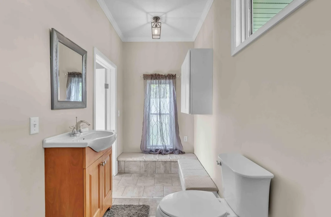 Photo of 425 Hillcrest Circle