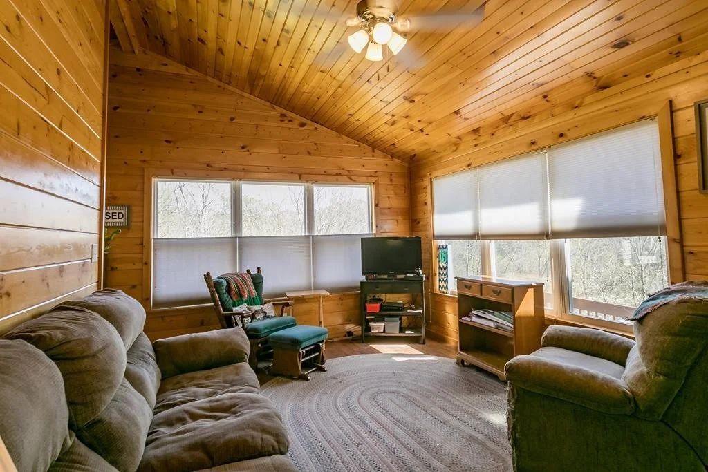 Photo of 830 Peacock Ridge Drive