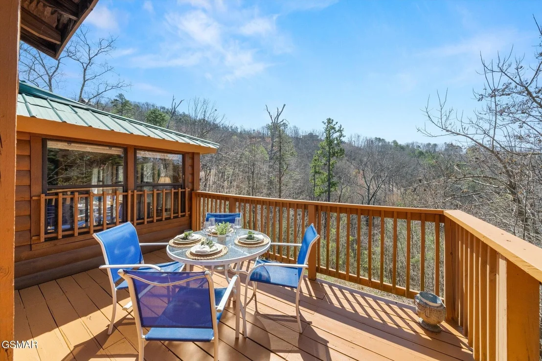 Photo of 2124 Windy Lane