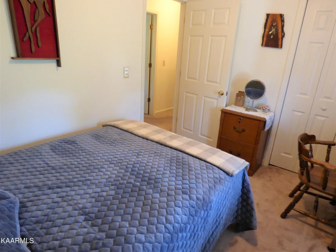 Photo of 302 Parkview Drive