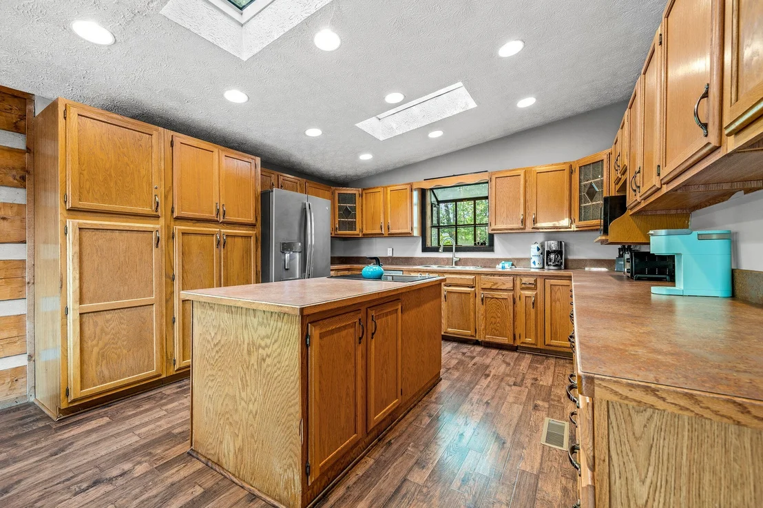 Photo of 1839 Ridgecrest Drive