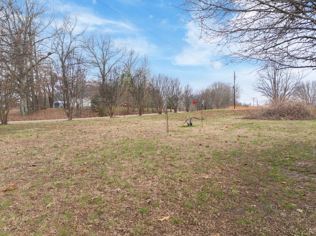 Photo of 850 Robertson Rd